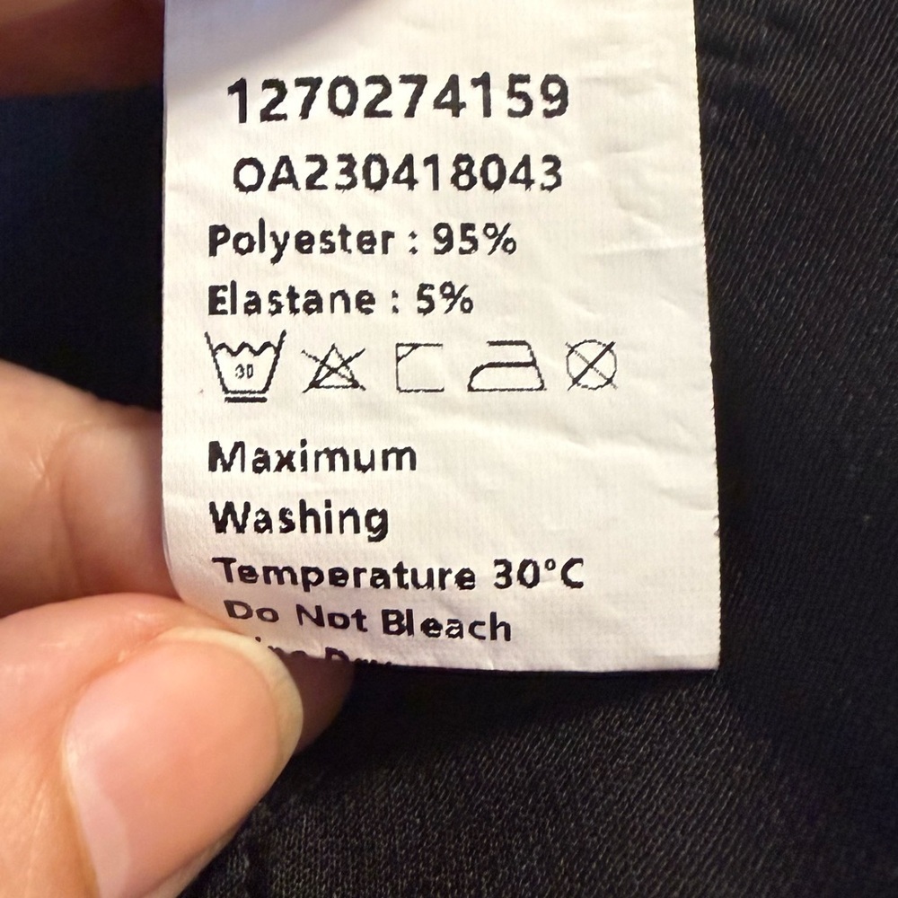 Commense Black Vest with Button Detail - Picture 11 of 11